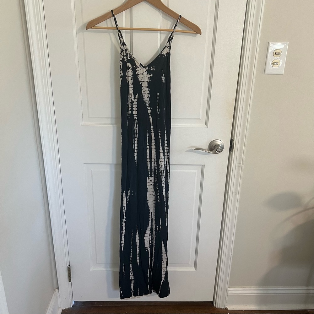 Old Navy Black and White Tie-Dye Maxi Dress